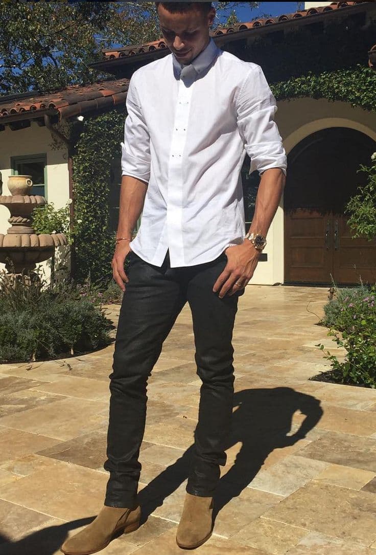 Stephen Curry’s White Shirt & Tan Chelsea Boots Outfit
