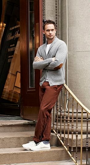 Patrick J. Adams’s Gray Cardigan & Brown Chinos Outfit